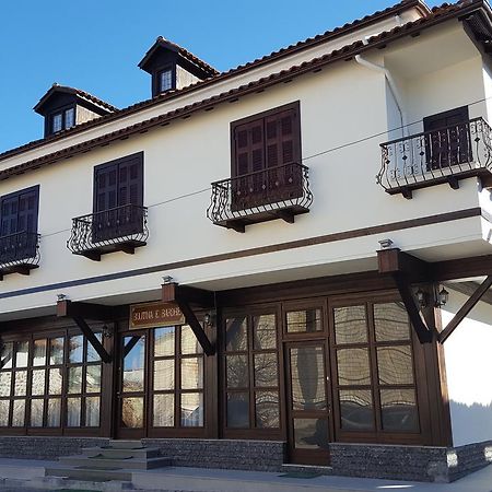 Hotel Bujtina E Bardhe 코르처 외부 사진